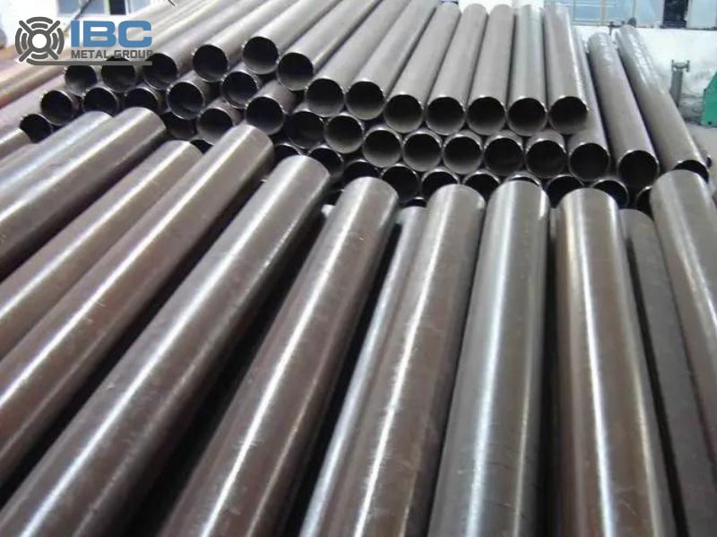 How is Seamless Pipe Made