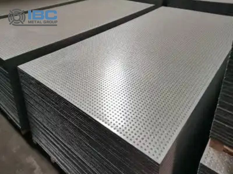 Clad Steel Plate