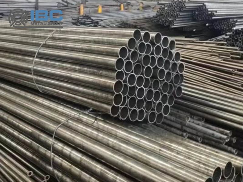 seamless alloy pipes figure